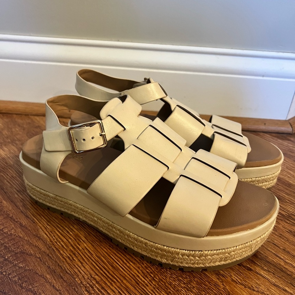 Soda Cream Platform Sandals